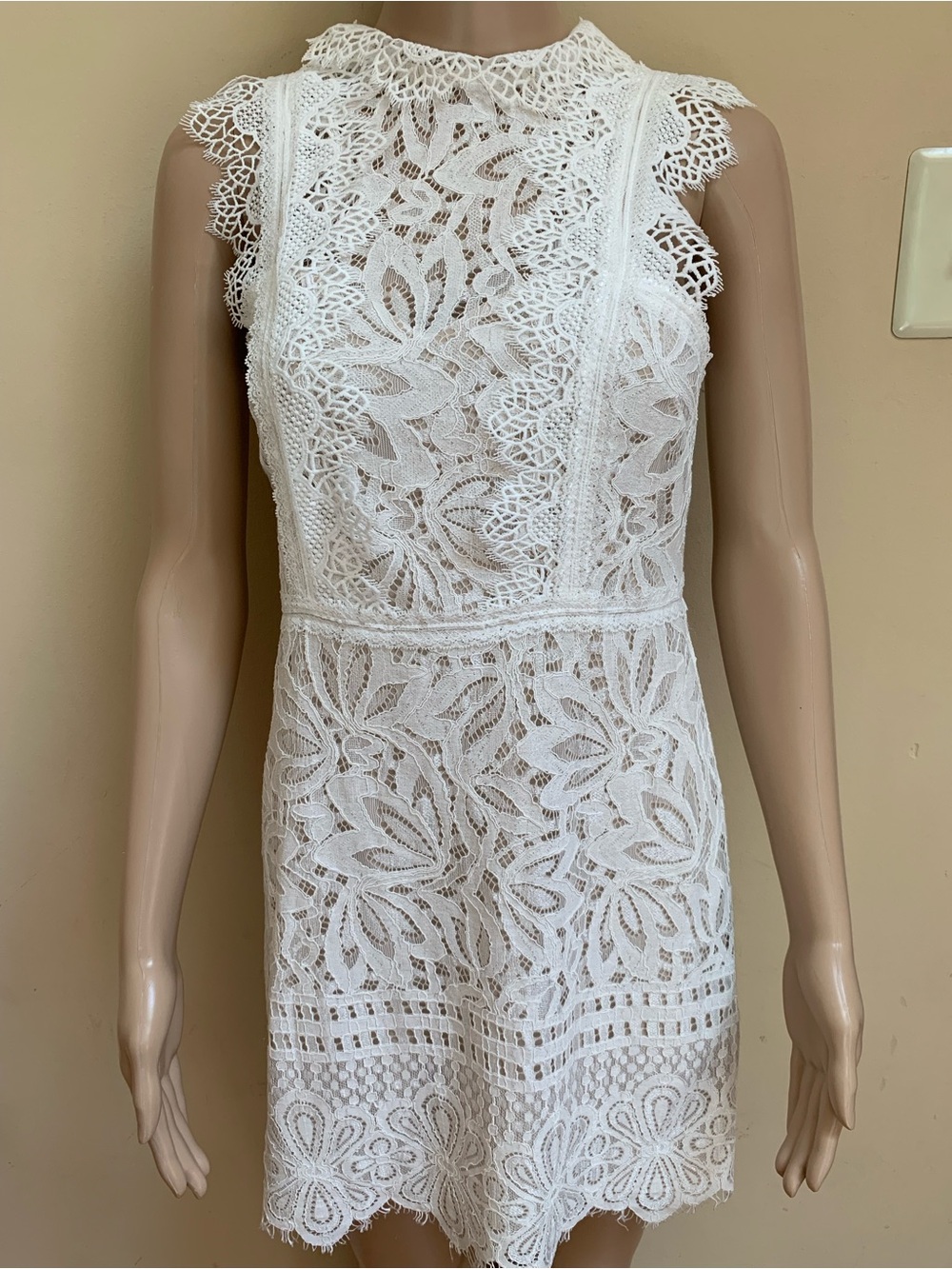 Ark Nc Romantic Lace Mini Dress Sleeveless Floral Design Off-White Lined Sz S